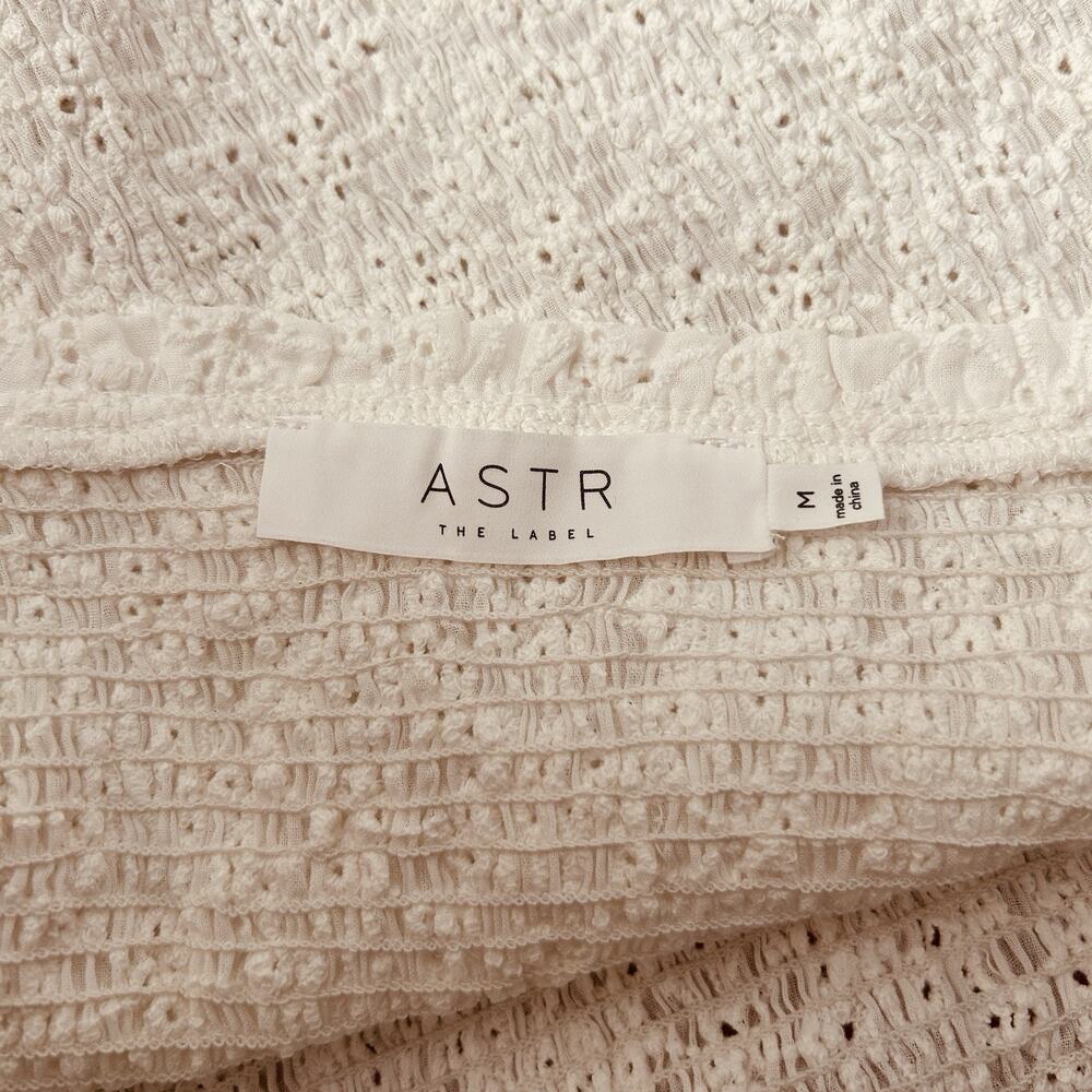 ASTR The Label Women’s Hudson Top White Eyelet Pique Smocked Bodice Size M NWOT - Picture 11 of 12